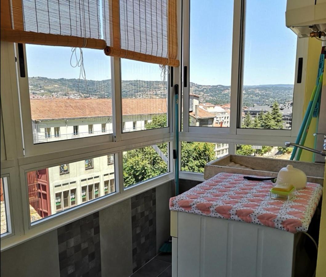 Appartamento Ourense centro con fácil aparcamiento Esterno foto
